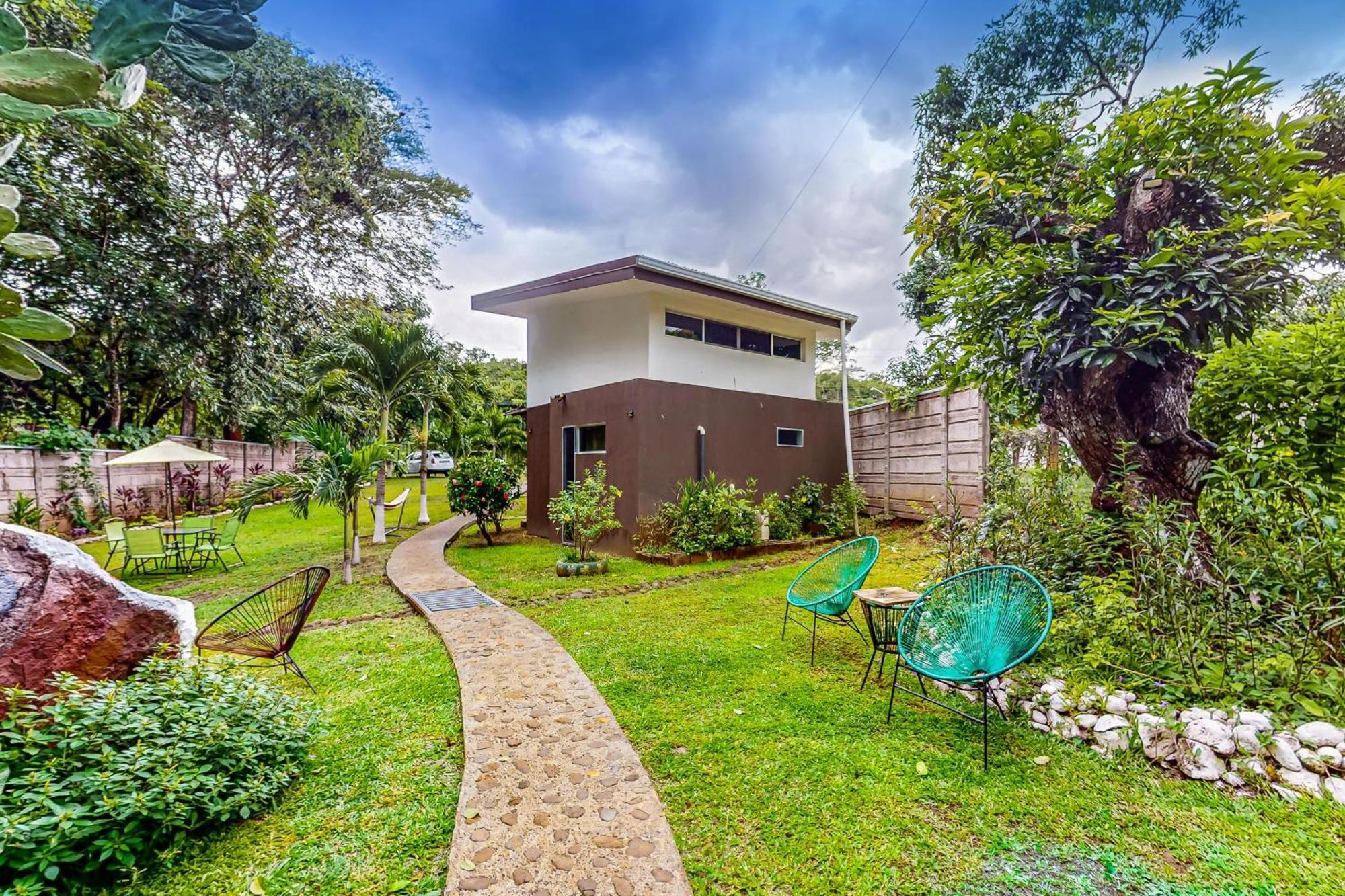 Nueva Villa Paraiso Four Villas Lagunillas Exterior photo